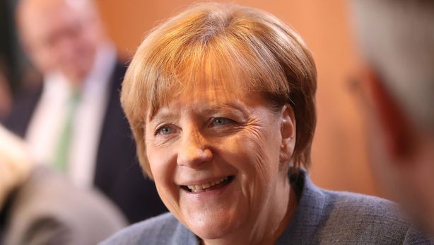 Merkel apre a Schulz: “Nuove elezioni sarebbero grosso sbaglio”