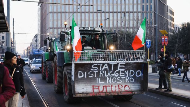 Protesta dei trattori incassa le prime vittorie. Che cosa chiedono gli agricoltori