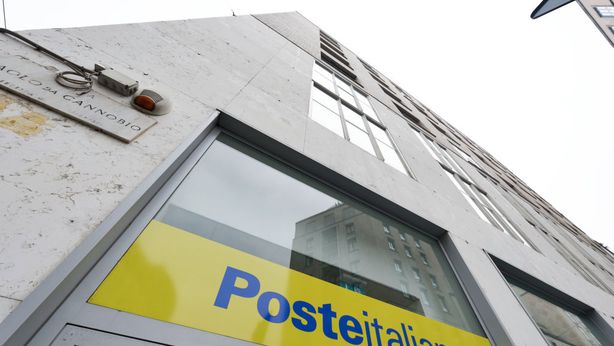 Consulenti finanziari: la ricerca di Poste Italiane, dove è possibile candidarsi