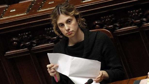 La cura Cottarelli contro gli sprechi. Tagli a politica, difesa, stretta su statali