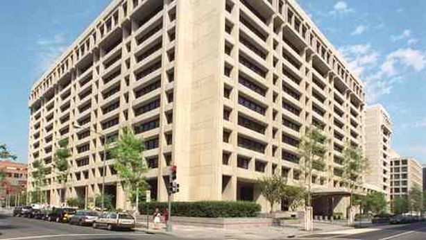 Fmi lancia allarme default banche: colpa di Fed e Bce