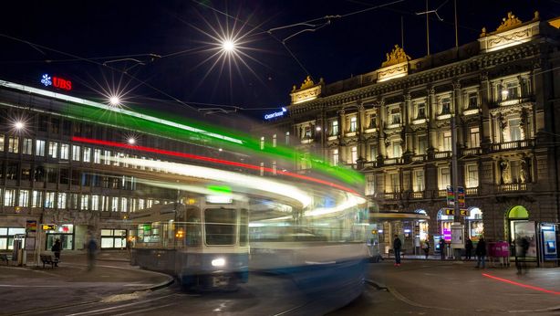 Svizzera, dopo fine segreto bancario banche hanno piano per evitare fuga clienti italiani