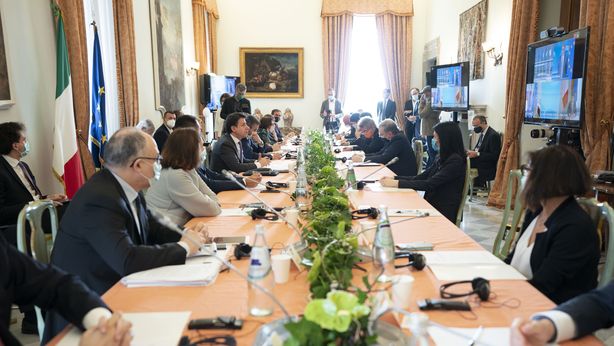 Stati Generali, oggi l’incontro del governo con Vittorio Colao