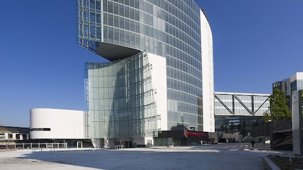 Antitrust UK, ok condizionato a fusione Vodafone-Three da £15 mld