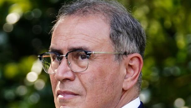 Roubini: “In arrivo la stagflazione. Banche centrali dovranno fare dietrofront sui tassi”