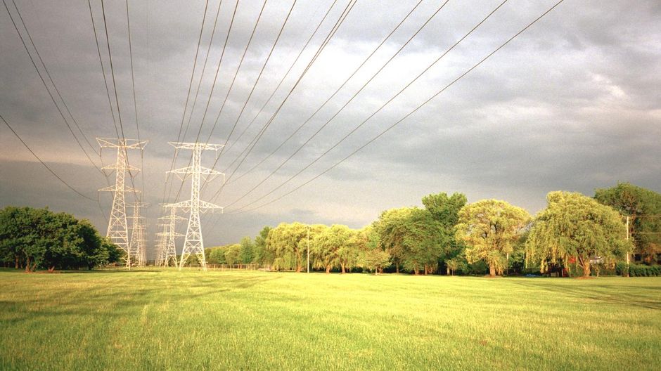 Eni avvia la produzione di elettricità nella centrale ibrida in Kazakistan