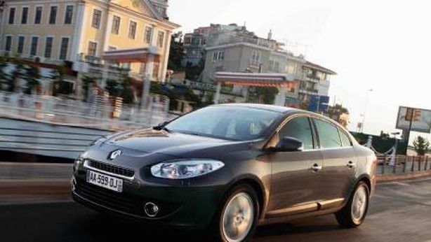 Auto, crollo vendite in Francia. Anno peggiore dal 1998, ma Fiat non ne approfitta