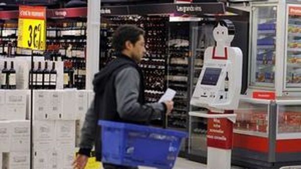 Italia: terziario KO. Consumi Ue: peggior calo da 3 anni