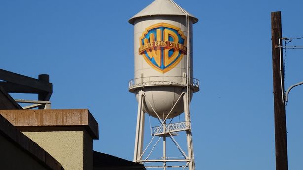Warner Bros. Discovery, nuova offerta di acquisizione da Paramount Skydance Corp