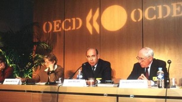 Ocse: l’Italia scivolerà in recessione nel 2012