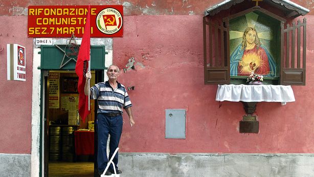 Politica: “Pd pugno di ricchi”. E rinasce il Partito Comunista