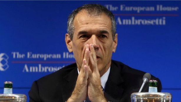 Cottarelli getta la spugna