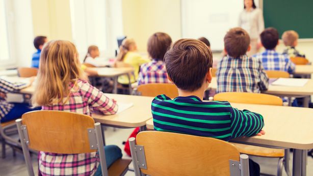 Scuole aperte in estate e domenica? Idea Giannini fa discutere