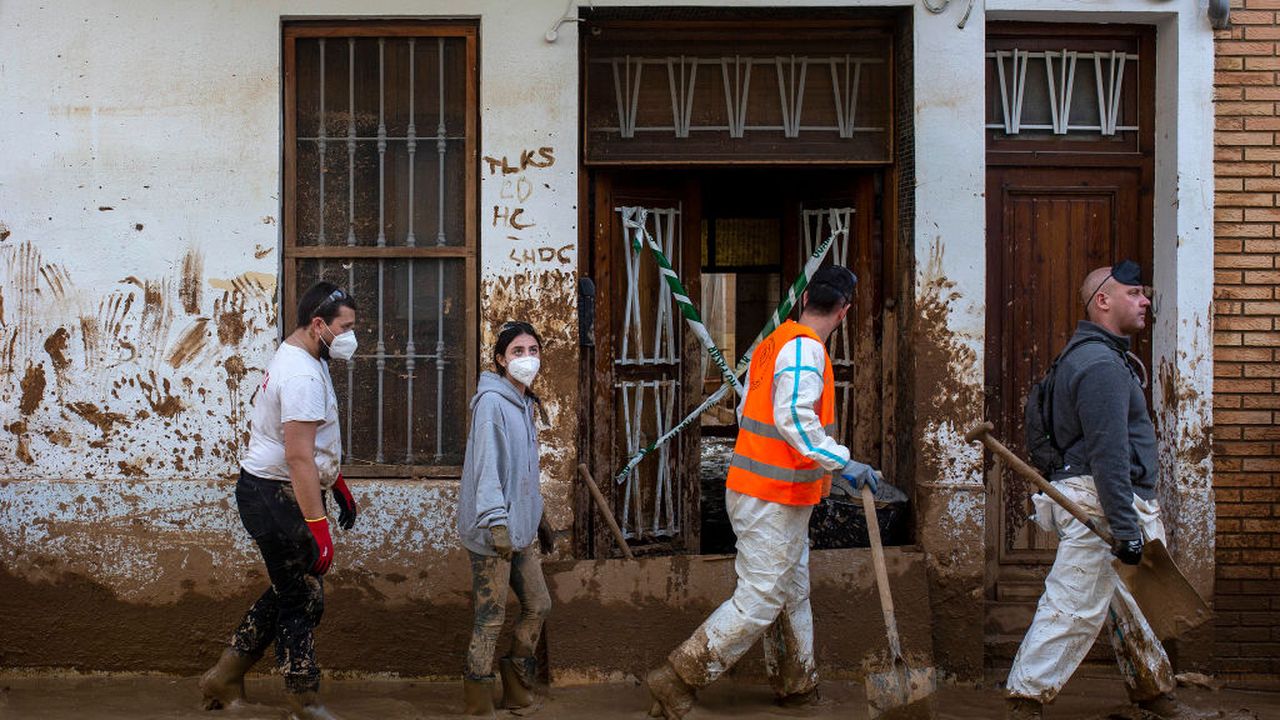 Polizze catastrofali: scatta l’obbligo. Dall’hotel alla palestra, quanto costa il premio annuo