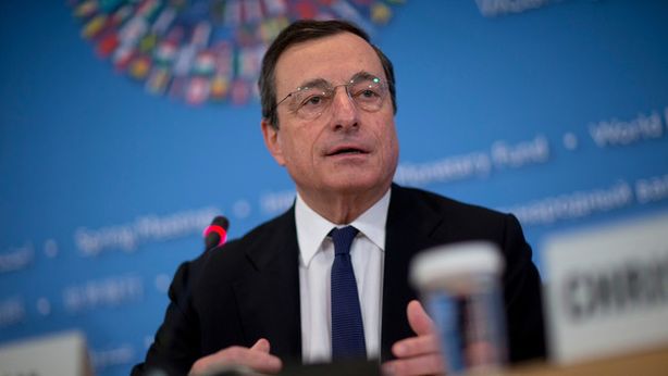 Draghi comprerà prestiti spazzatura di Cipro e Grecia