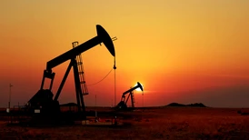 Petrolio: si infuocano i prezzi, Brent torna a sfondare la soglia dei $90