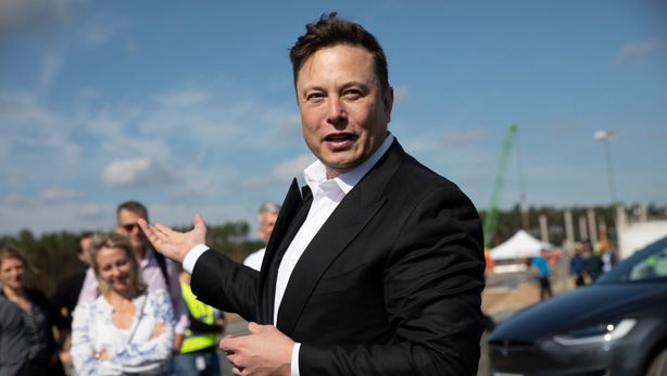 Tesla accelera sull’intelligenza artificiale, verso AI Day a fine luglio