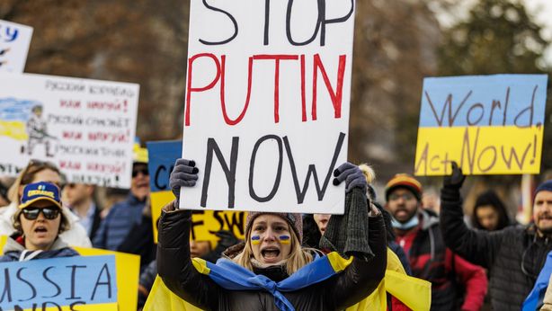 È Guerra. La Russia è pronta da anni (anche in economia). Noi no