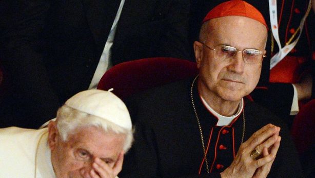 Vaticano: Papa sconvolto da dossier segreto su lobby gay