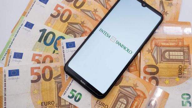 Intesa Sanpaolo, utile netto di 2,76 miliardi nel primo trimestre del 2026