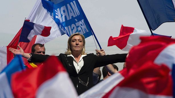 Banche sbattono porta in faccia a Le Pen: “Loro decidono chi può candidarsi”