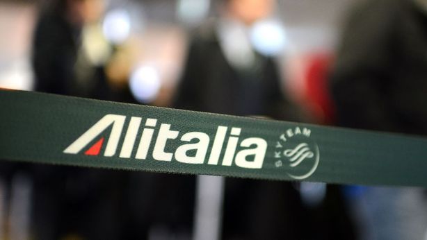 “Alitalia tra le peggiori compagnie aeree del mondo”