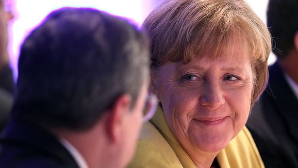 Merkel riuscirà a costringere Draghi a dimettersi?