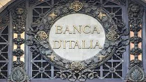 Banche italiane: prosegue contrazione prestiti a famiglie e imprese