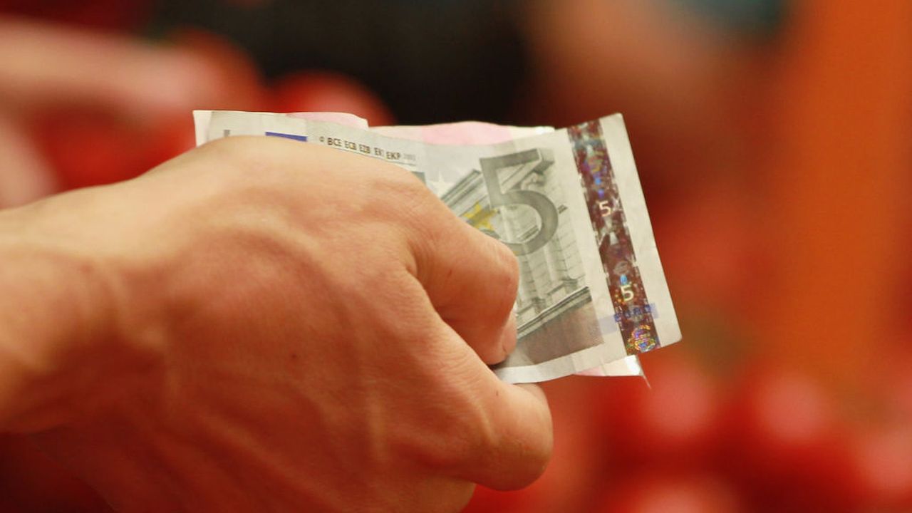Quanto denaro contante serve tenere da parte? Ecco la cifra ideale secondo gli esperti