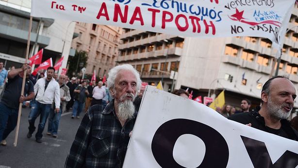 Grecia, austerity e la grande beffa. Il 95% degli aiuti è andato alle banche
