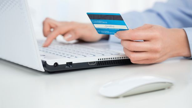 Prodotti finanziari: differenza di costi fra on line e off line