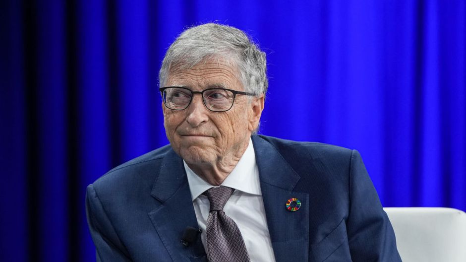 Bill Gates perde 51 miliardi in una settimana: fuori dalla top ten dei più ricchi al mondo
