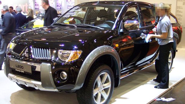 Fiat stringe alleanza con Mitsubishi: produrranno pickup