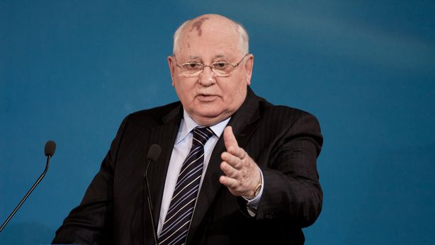 Gorbachev su Usa: “Hanno perso la testa? Rischiamo vera guerra”