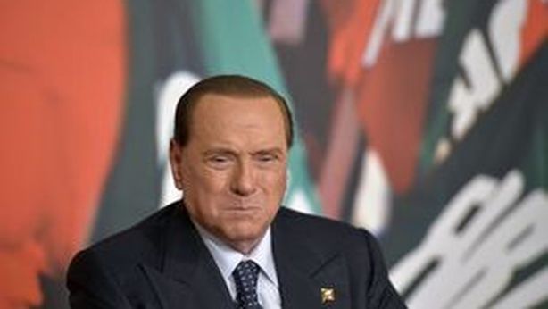 Berlusconi smentisce “Il Giornale”, accoglie Casini a braccia aperte