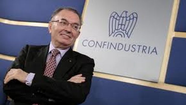“In Italia le aziende non le tutela nessuno”