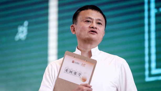 Alibaba: titolo in rally alla borsa di Hong Kong con rumor shopping Jack Ma