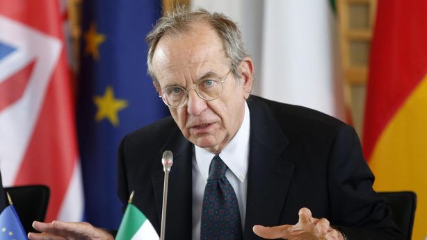 Padoan: “serve shock per la crescita, allarme stagnazione”