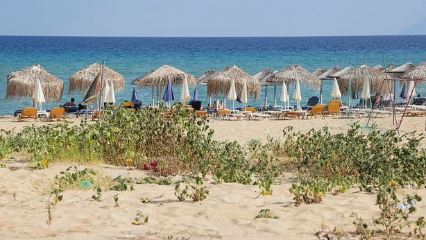 Sempre più italiani cercano casa in Grecia, Santorini la più cara