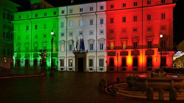 Debito pubblico e Pil Italia, ecco le previsioni. In attesa di Moody’s
