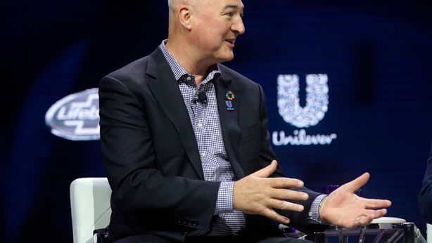 Unilever dimezzerà l’uso della plastica “vergine” entro il 2025