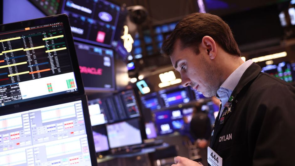 Debito globale record a $353mila mld: gli investitori riducono esposizione ai Treasury Usa