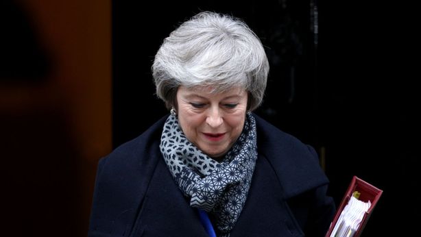Giorni contati per Theresa May: “dimissioni dopo voto accordo Brexit”