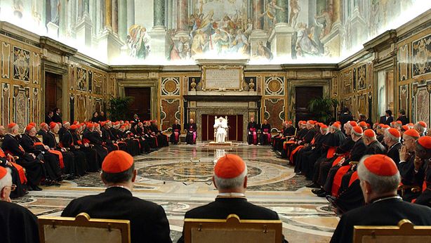 Vaticano: calano donazioni ma fa 2,2 milioni di profitti