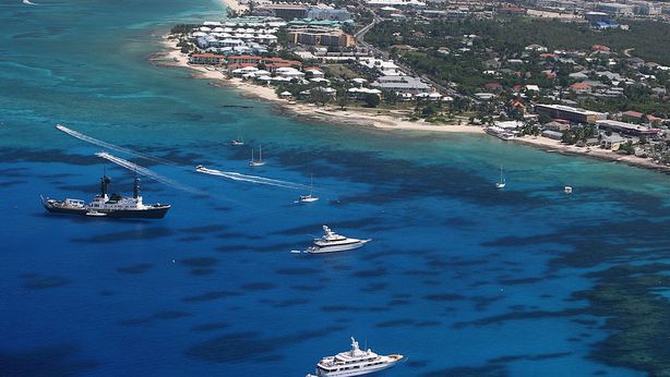 Paradiso fiscale degli hedge fund detiene $265 miliardi di debito Usa