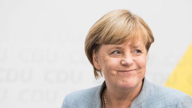 Merkel costretta ad allearsi con FDP e Verdi, chiederà altro rigore all’Italia