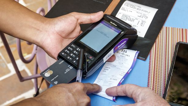 Rifiuto pagamento con il Pos, quali sono le sanzioni (e come comportarsi in questi casi)