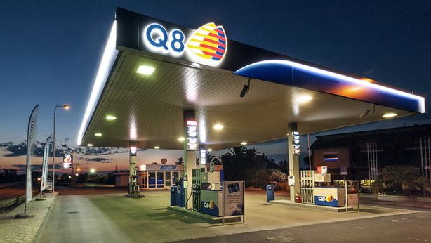 Benzina, da fine settimana per un pieno si paga fino a 1 euro in più