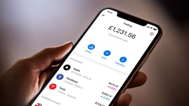 Revolut, al via il trading senza commissioni: “Investire sarà accessibile a tutti”