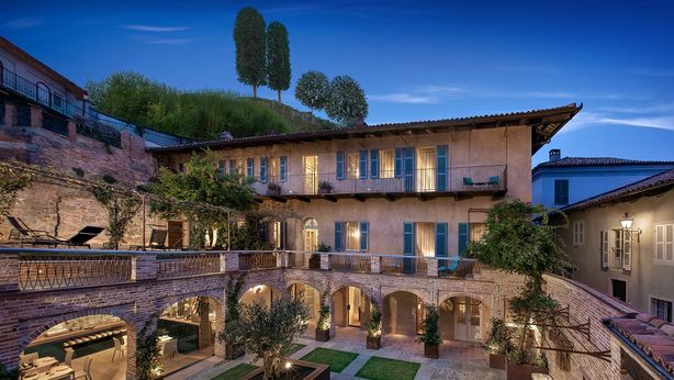 B&B, il cortile di San Michele